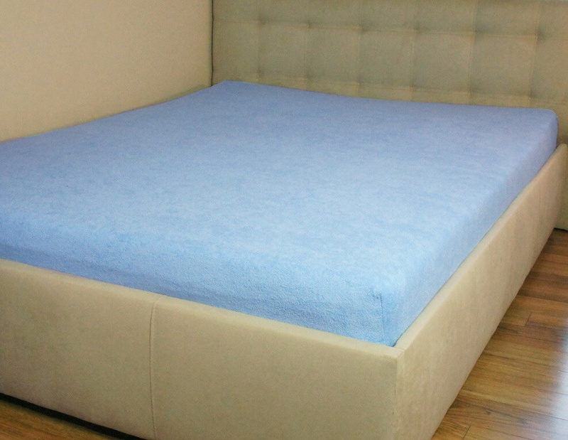 Prześcieradło frotte z gumką błękitne 70x140