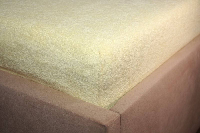 Prześcieradło frotte z gumką kremowe 120x200